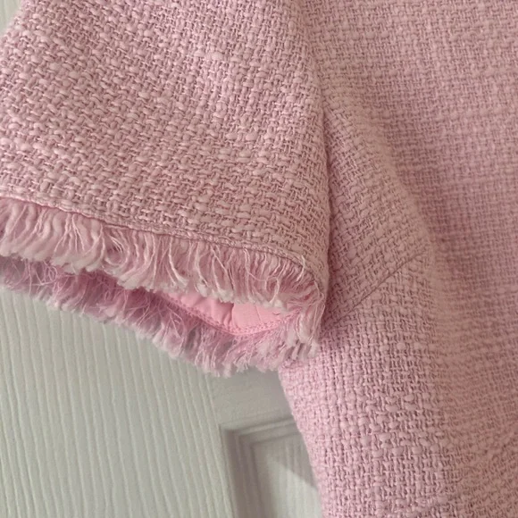 Cinq a Sept Chic Pink Tweed dress Sz 00 new gold buttons - Picture 5 of 8